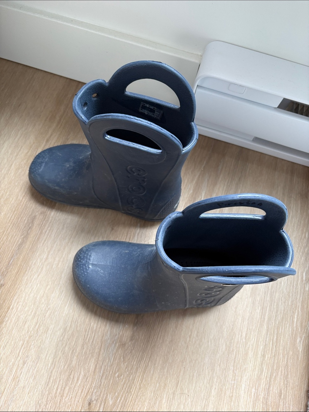 CROCS Kids Navy Blue Handle Rain Boots size 1 junior - Picture 4 of 7